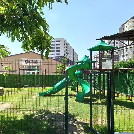 Summer Haven - Self Check-In & Parking Lot, Primashops&Lotus Oradea Exterior foto