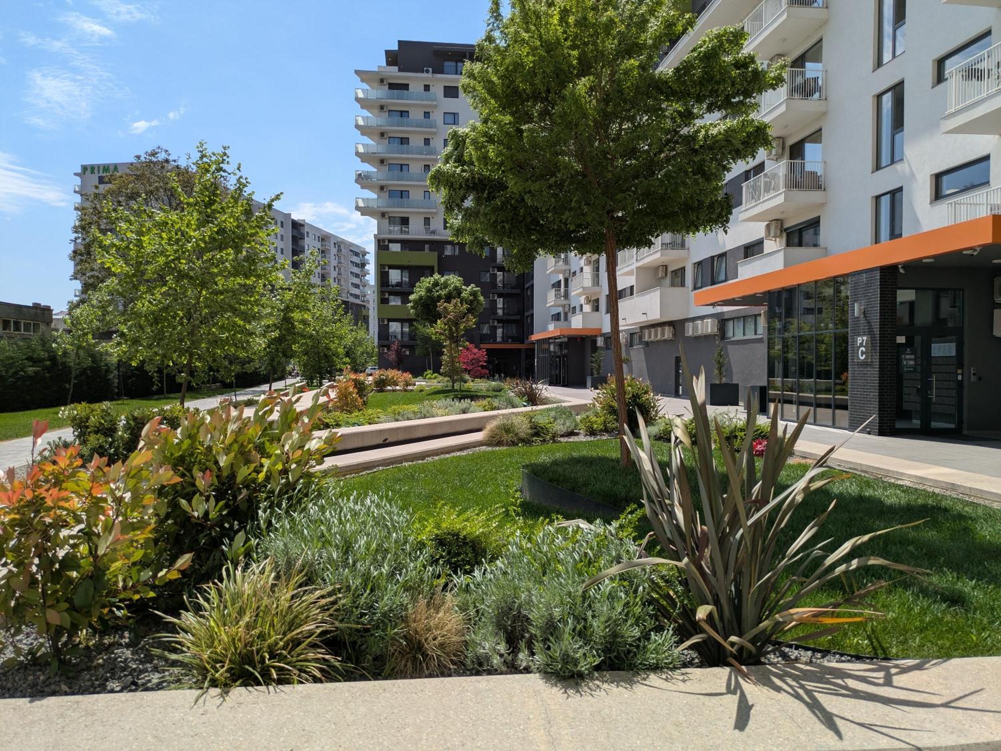Summer Haven - Self Check-In & Parking Lot, Primashops&Lotus Oradea Exterior foto